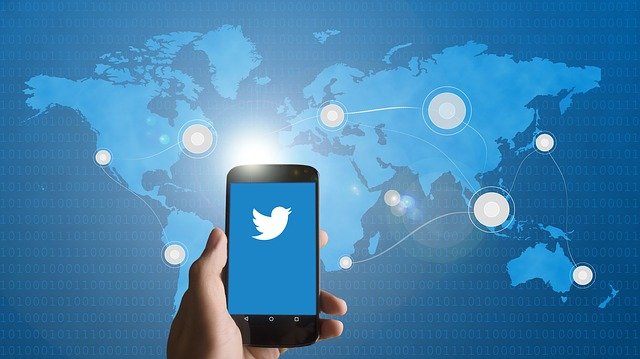 Twitter nasconde i commenti
